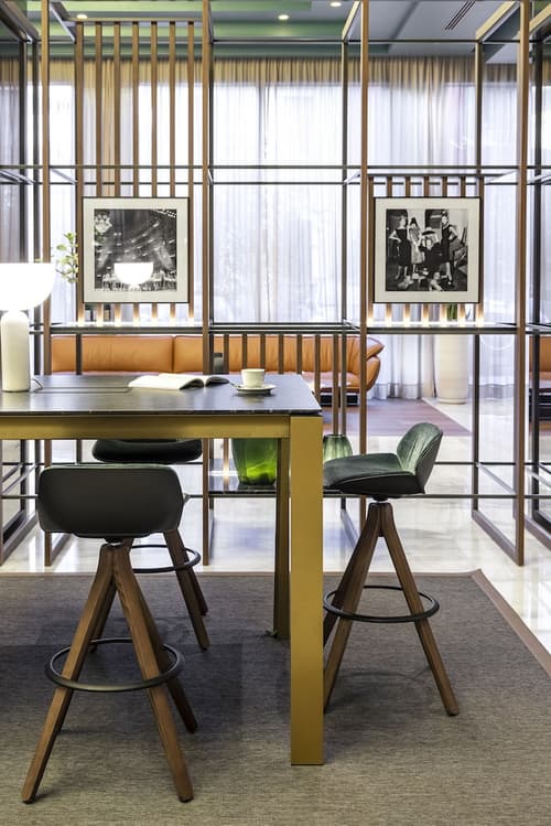 Melia Milano, Lobby sitting area