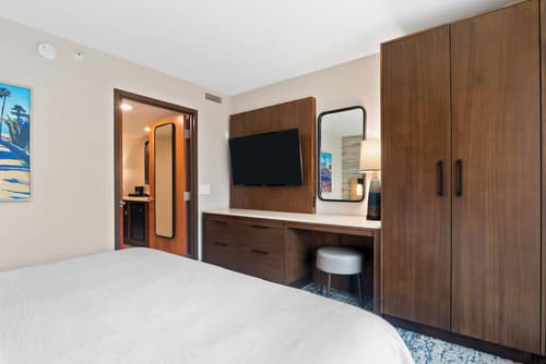 Embassy Suites by Hilton Anaheim South