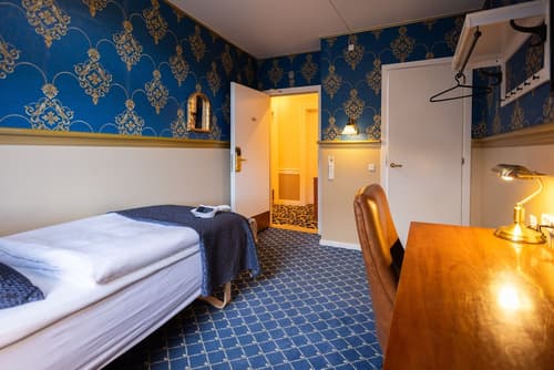 Milling Hotel Plaza, Room