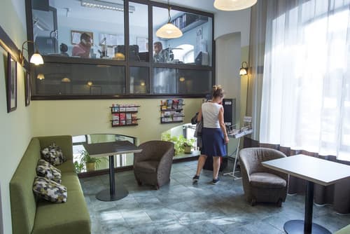 Hotel St. Barbara, Lobby sitting area