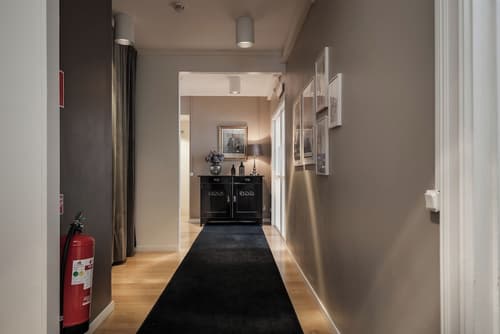 Home Hotel Post, Lobby