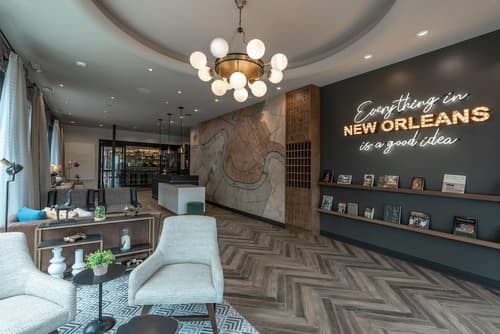 St Charles Coach House, an Ascend Collection Hotel