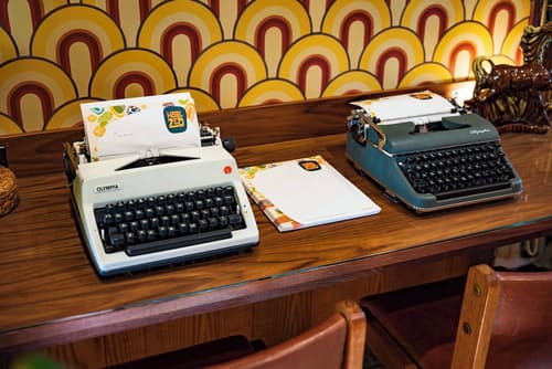 Hotel Zed Victoria, Lobby