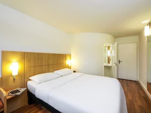 ibis Zurich Adliswil