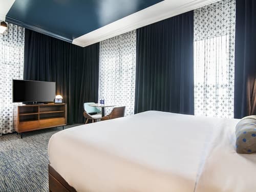 Hotel Belmont Vancouver - MGallery Collection, Room