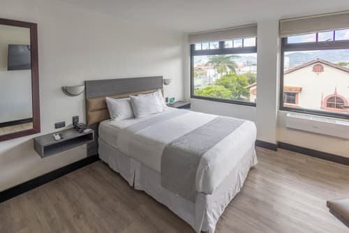 Parque del Lago Boutique Hotel