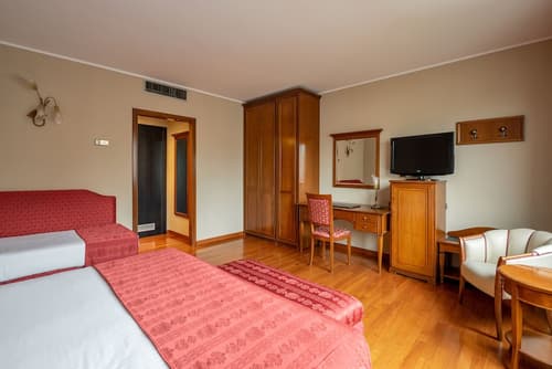Hotel Leopardi, Room