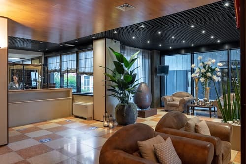 Hotel Leopardi, Reception