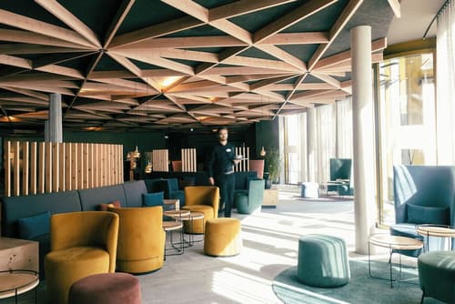 Hotel Laudinella, Lobby lounge