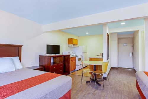 Motel 6 Pendleton, OR - West, Room