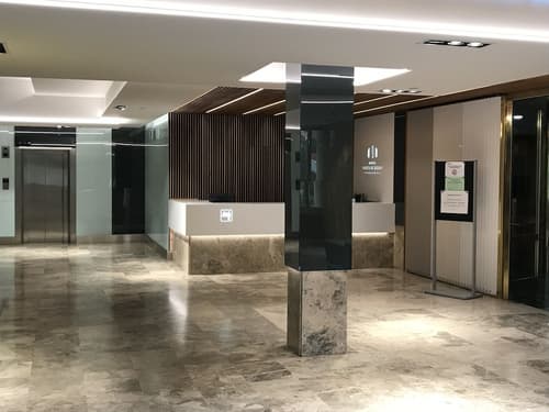 Hotel Puerta de Segovia, Reception