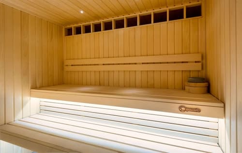 Park Plaza Budapest, Spa