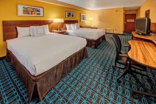 Fairfield Inn & Suites by Marriott Near Universal Orlando, Room