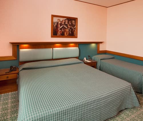 Hotel Sangallo Palace