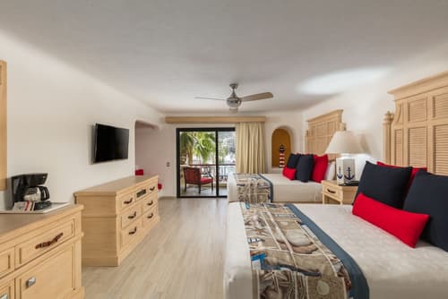 Marina Fiesta Resort & Spa, Room