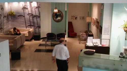 Metropolitan Hotel, Lobby sitting area