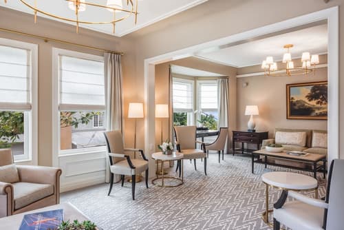 Hotel Drisco, Lobby sitting area