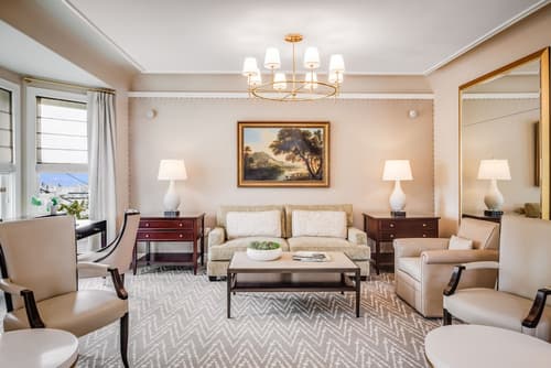 Hotel Drisco, Lobby sitting area