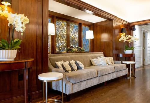 Hotel Drisco, Lobby sitting area