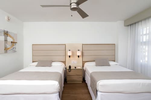 Hotel Riu Plaza Miami Beach, Room