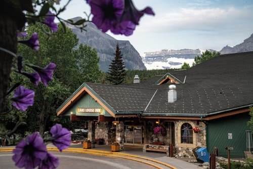 Lake Louise Inn