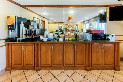 La Quinta Inn & Suites by Wyndham Las Cruces Organ Mountain, Breakfast area