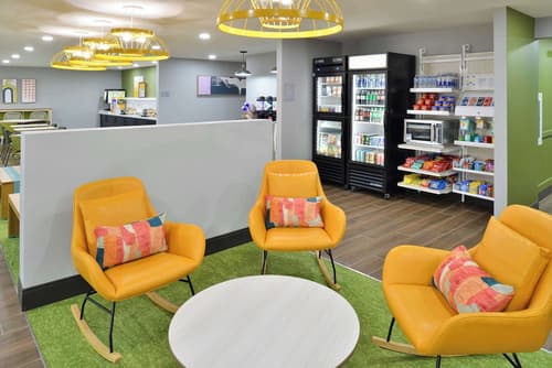 Spark by Hilton Dallas Medical District Love Field, Lobby