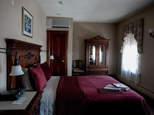 Hotel Ruby Marie, Room