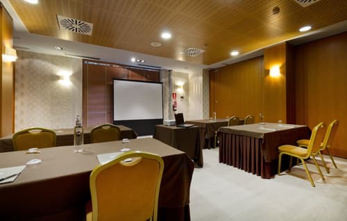 Oca Villa de Avilés Hotel, Meeting facility