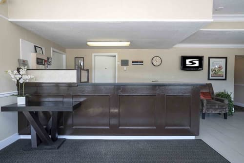 Sandman Inn Blue River