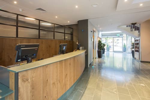 Hilton Garden Inn Bristol City Centre, Reception