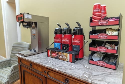 Lamothe House, Lobby