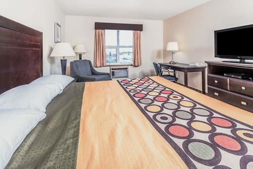 Super 8 by Wyndham Calgary/Airport