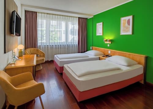 Rugs Hotel Düsseldorf – Self Check- In, Room