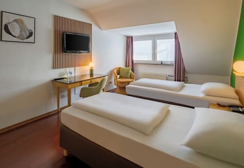 Rugs Hotel Düsseldorf – Self Check- In, Room