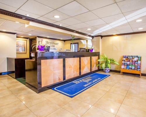 Rodeway Inn Mount Laurel Hwy 73, Lobby