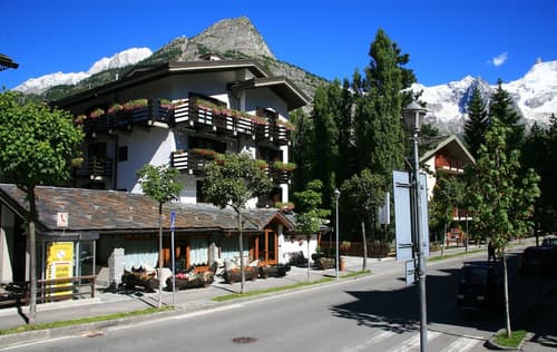 Hotel Les Jumeaux Courmayeur, Primary image
