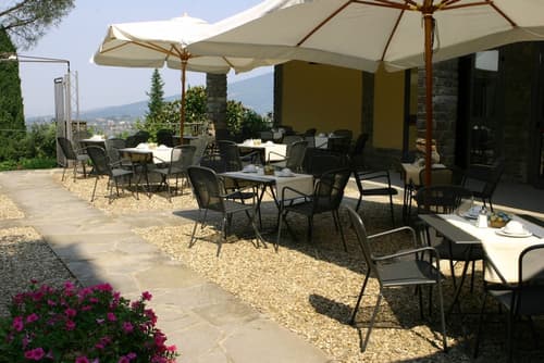 Hotel Villa Dei Bosconi, Outdoor dining