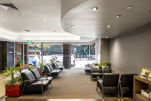 Atlantis Hotel, Melbourne, Reception