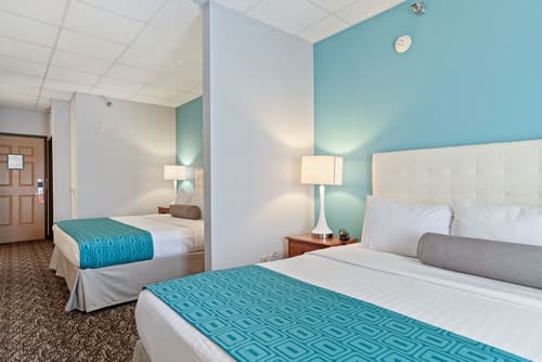 Elevation Inn & Suites, Trademark Collection by Wyndham, Room