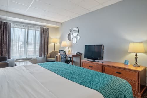Elevation Inn & Suites, Trademark Collection by Wyndham, Room