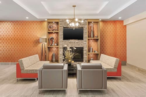 Best Western Plus Executive Inn, Lobby