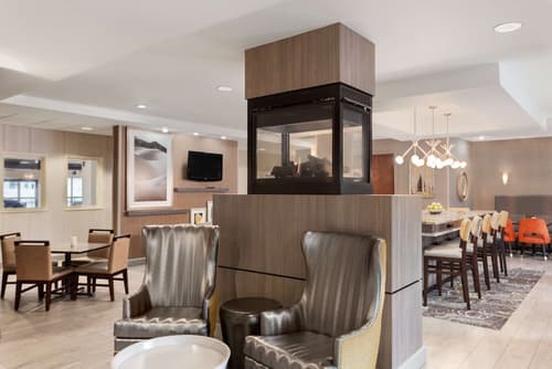 Hampton Inn & Suites Denver - Cherry Creek, Reception