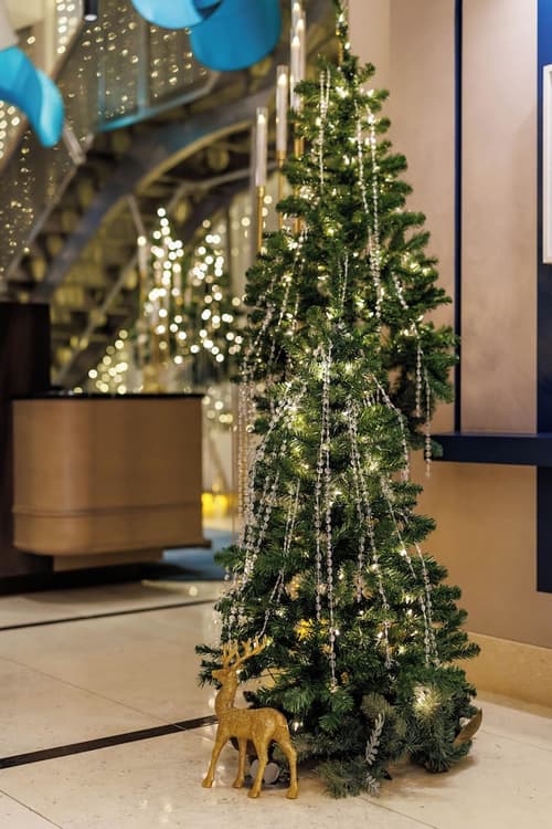 Sofitel Montreal Golden Mile, Reception