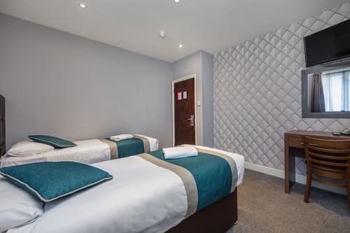 King Solomon Hotel, Room