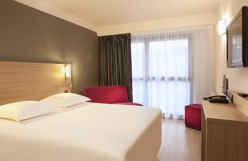Escale Oceania Quimper, Room
