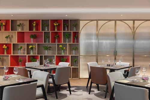 Wyndham Singapore Hotel, Restaurant