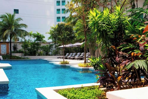The Ritz-Carlton, Kuala Lumpur, Pool