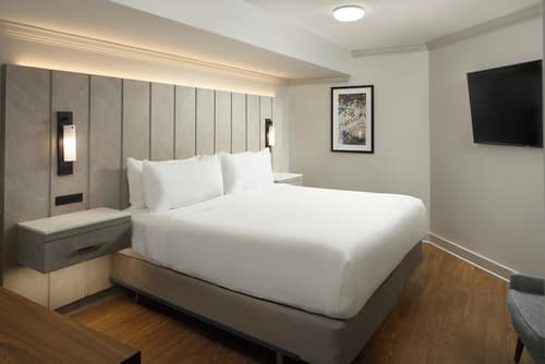 Four Points by Sheraton Richmond Airport, Room