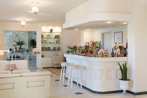 Hotel Il Negresco, Reception